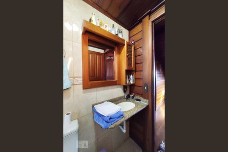 Casa à venda com 162m², 3 quartos e 3 vagas Casa à venda com 162m², 3 quartos e 3 vagasBanheiro 2