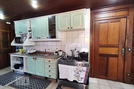 Casa à venda com 162m², 3 quartos e 3 vagas Casa à venda com 162m², 3 quartos e 3 vagasCozinha