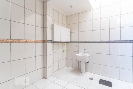 Casa para alugar com 40m², 1 quarto e 1 vagaÁrea de Serviço