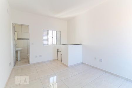Suíte de casa para alugar com 1 quarto, 40m² em Cidade Patriarca, São Paulo