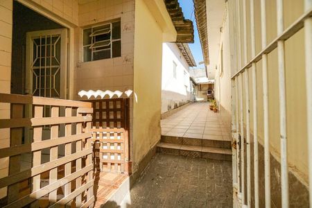 Casa para alugar com 35m², 1 quarto e sem vaga Casa para alugar com 35m², 1 quarto e sem vagaEntrada