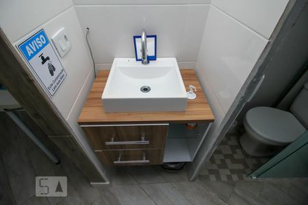 Apartamento à venda com 40m², 1 quarto e sem vagaBanheiro da Suíte