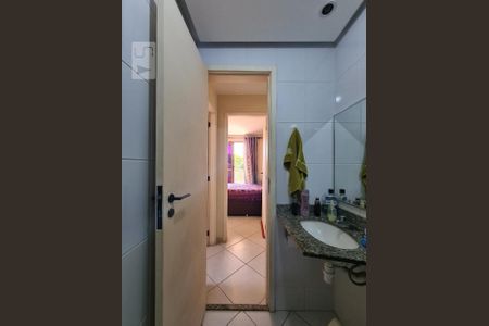 Apartamento à venda com 64m², 2 quartos e 1 vagaBanheiro Social