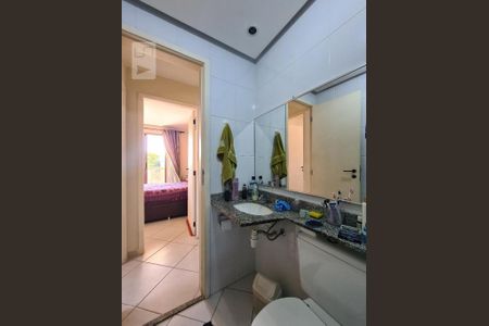 Apartamento à venda com 64m², 2 quartos e 1 vagaBanheiro Social