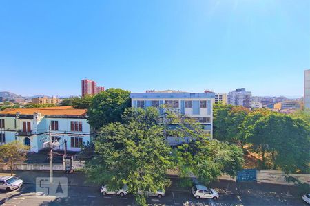 Apartamento à venda com 64m², 2 quartos e 1 vagaVista