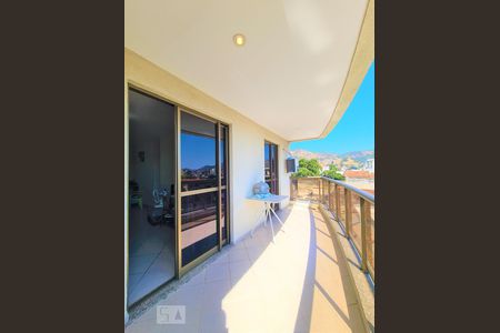 Apartamento à venda com 64m², 2 quartos e 1 vagaVaranda