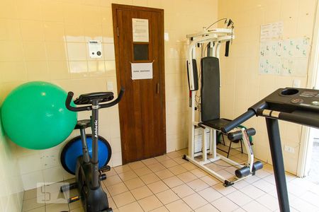 Apartamento à venda com 105m², 3 quartos e 2 vagasÁrea comum - Academia