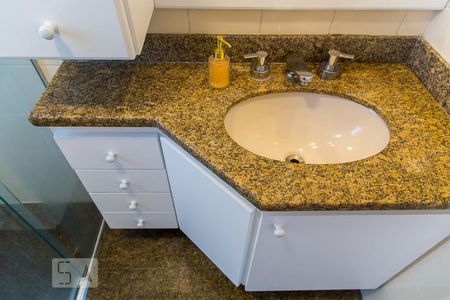 Apartamento à venda com 105m², 3 quartos e 2 vagasBanheiro social - Detalhe