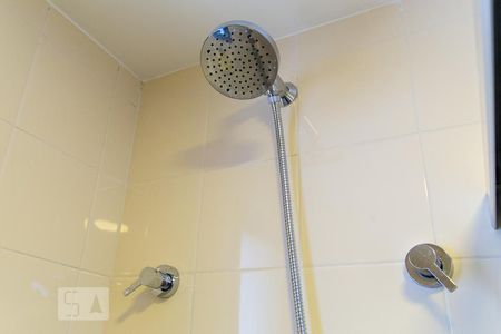 Apartamento à venda com 105m², 3 quartos e 2 vagasBanheiro da suíte - Chuveiro