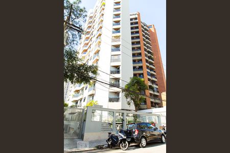 Apartamento à venda com 105m², 3 quartos e 2 vagasFachada