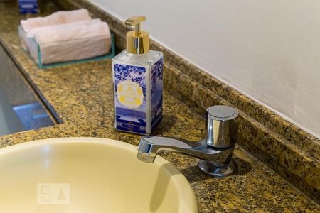 Apartamento à venda com 105m², 3 quartos e 2 vagasLavabo - Torneira