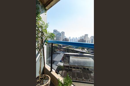 Apartamento à venda com 105m², 3 quartos e 2 vagasVaranda da suíte