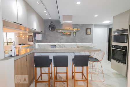 Apartamento à venda com 120m², 3 quartos e 3 vagasCozinha