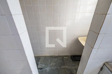 Apartamento para alugar com 40m², 2 quartos e sem vagaArea de serviço