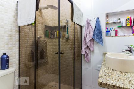 Casa à venda com 440m², 4 quartos e 2 vagasBanheiro