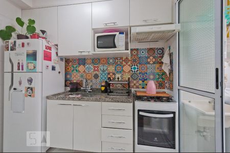 Cozinha de apartamento para alugar com 2 quartos, 47m² em Jardim Sao Francisco (zona Leste), São Paulo