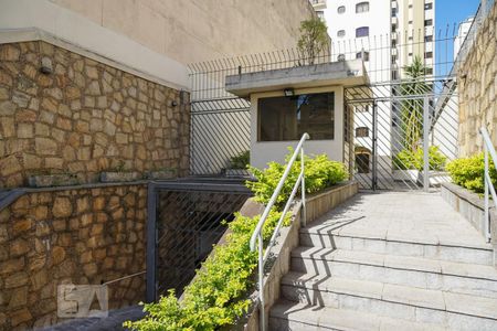 Apartamento à venda com 60m², 2 quartos e 2 vagasFachada e portaria
