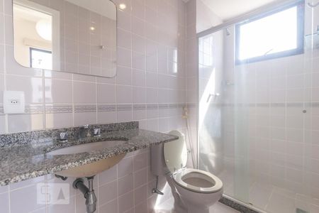 Apartamento à venda com 82m², 3 quartos e 2 vagasBanheiro da Suíte