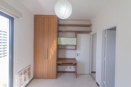 Apartamento à venda com 82m², 3 quartos e 2 vagasSuíte