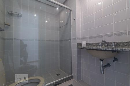 Apartamento à venda com 82m², 3 quartos e 2 vagasBanheiro 2