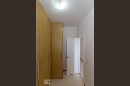 Apartamento à venda com 82m², 3 quartos e 2 vagasQuarto 2