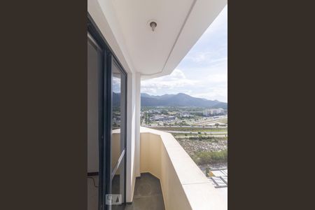 Apartamento à venda com 82m², 3 quartos e 2 vagasSuíte - Varanda
