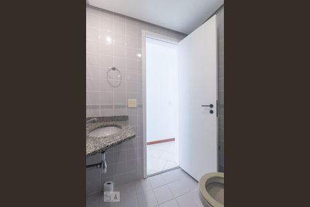 Apartamento à venda com 82m², 3 quartos e 2 vagasBanheiro 2