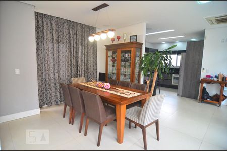 Sala de jantar de casa à venda com 3 quartos, 365m² em Marechal Rondon, Canoas
