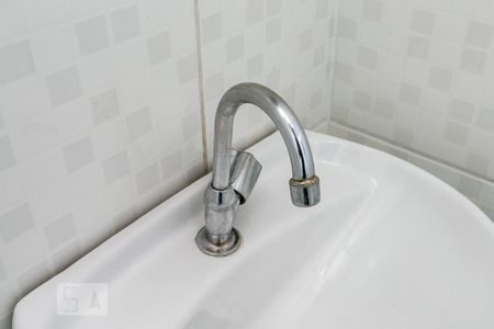 Banheiro de casa para alugar com 1 quarto, 32m² em Lauzane Paulista, São Paulo