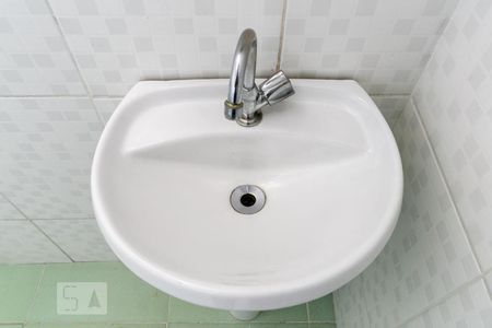 Banheiro de casa para alugar com 1 quarto, 32m² em Lauzane Paulista, São Paulo