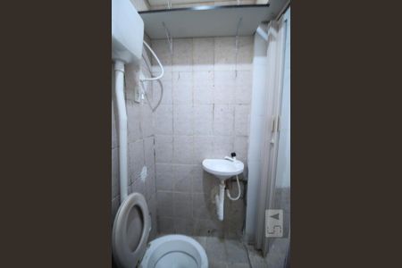 Banheiro de kitnet/studio à venda com 1 quarto, 42m² em Taguatinga Norte (taguatinga), Brasília