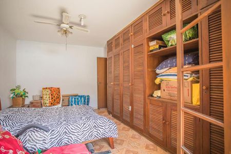 Casa à venda com 243m², 3 quartos e 6 vagasQuarto 3