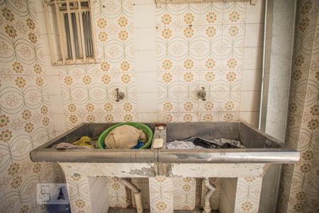 Casa à venda com 243m², 3 quartos e 6 vagasÁrea de Serviço - Torneira