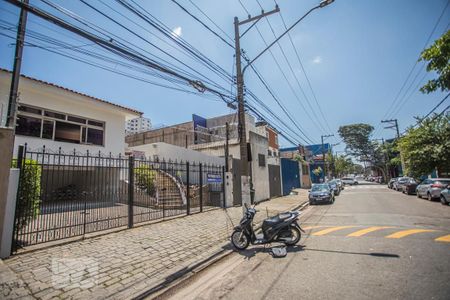 Casa à venda com 243m², 3 quartos e 6 vagasFachada