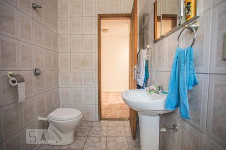 Casa à venda com 243m², 3 quartos e 6 vagasBanheiro 2