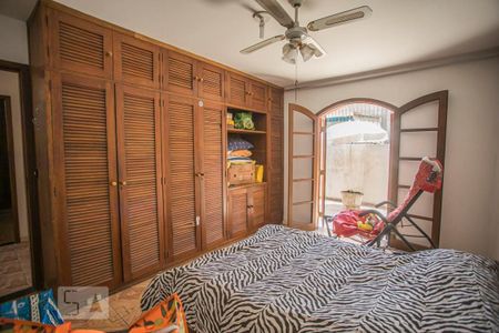 Casa à venda com 243m², 3 quartos e 6 vagasQuarto 3