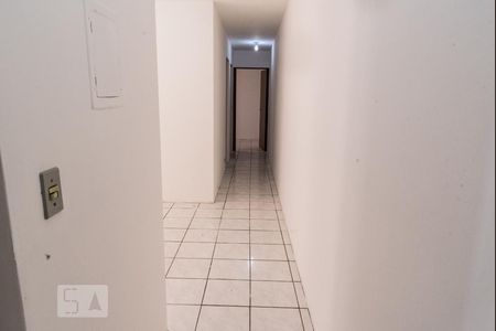 Corredor de apartamento à venda com 2 quartos, 47m² em Jardim Iracema, Taboão da Serra