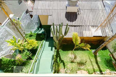 Casa à venda com 170m², 4 quartos e 3 vagas Casa à venda com 170m², 4 quartos e 3 vagasVista da Varanda