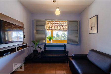 Sala de casa à venda com 4 quartos, 170m² em Nova Suíssa, Belo Horizonte