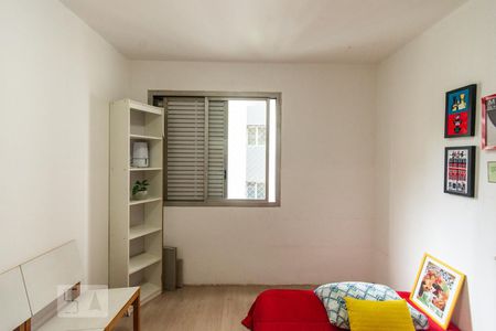 Apartamento à venda com 77m², 2 quartos e 1 vagaQuarto 2