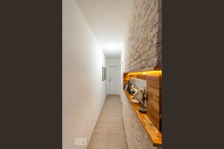 Apartamento à venda com 77m², 2 quartos e 1 vagaCorredor