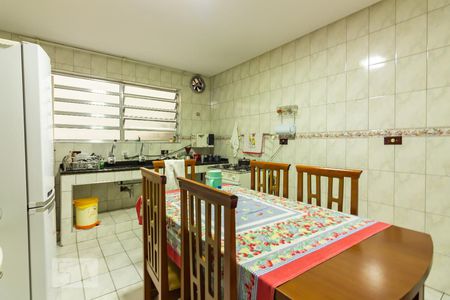Casa à venda com 234m², 4 quartos e 3 vagasCozinha