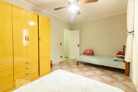 Casa à venda com 234m², 4 quartos e 3 vagasQuarto 4