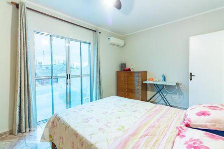 Casa à venda com 234m², 4 quartos e 3 vagasQuarto 2