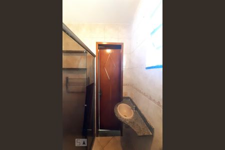 Casa à venda com 140m², 3 quartos e sem vaga Casa à venda com 140m², 3 quartos e sem vagaBanheiro da Suíte 1