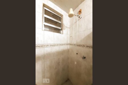 Casa à venda com 140m², 3 quartos e sem vaga Casa à venda com 140m², 3 quartos e sem vagaBanheiro Social