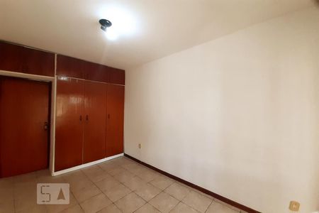 Casa à venda com 140m², 3 quartos e sem vaga Casa à venda com 140m², 3 quartos e sem vagaQuarto 2