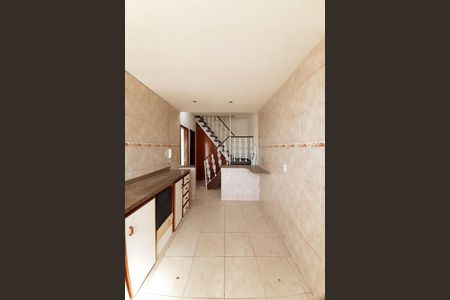 Casa à venda com 140m², 3 quartos e sem vaga Casa à venda com 140m², 3 quartos e sem vagaCozinha