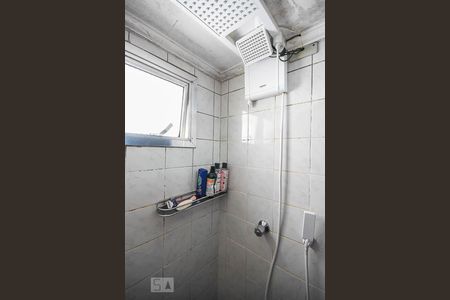 Apartamento à venda com 54m², 2 quartos e 1 vagaChuveiro do banheiro