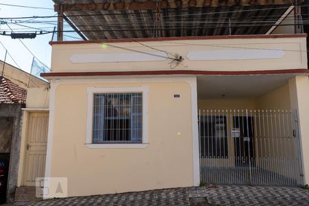 Casa à venda com 70m², 2 quartos e 1 vagaFachada